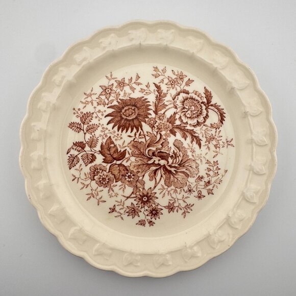 Vintage Scalloped Saucer Center Bouquet Garland Shape by Taylor, Smith & Taylor - Picture 2 of 5